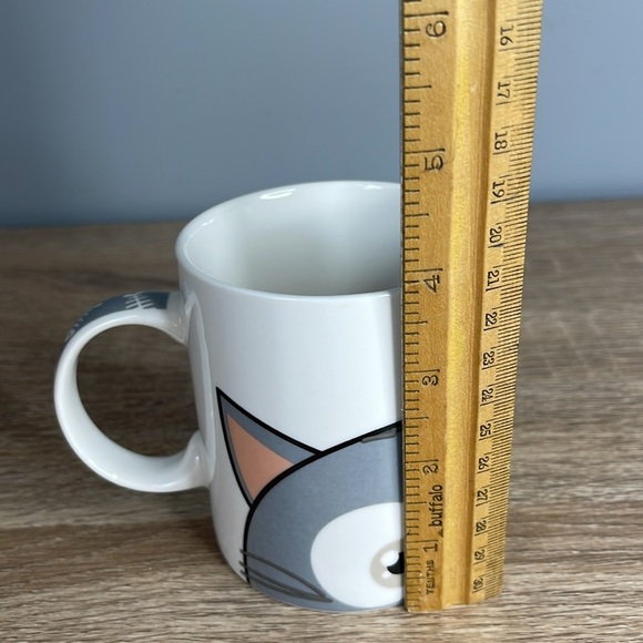 Bottoms Up Gray and White Cat Mug 10oz - Picture 7 of 9